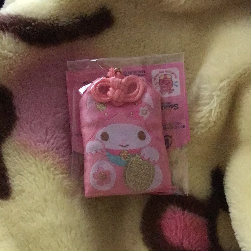 Sanrio my melody lucky charm keychain - Picture 2 of 3